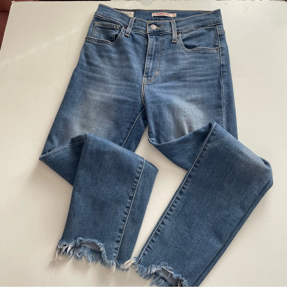 Aritzia LEVIS 726 High Rise Straight Jeans Size 26 light wash distressed Demin - Picture 5 of 13